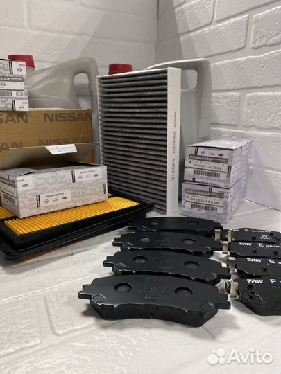 Комплект тормозных колодок D10604CA0A nissan