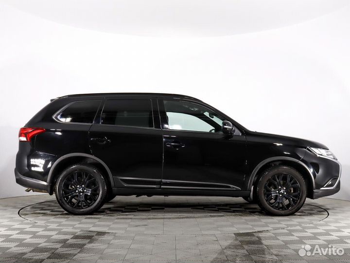 Mitsubishi Outlander 2.0 CVT, 2020, 71 279 км