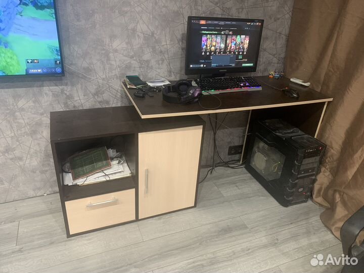 Компьютерный стол бу