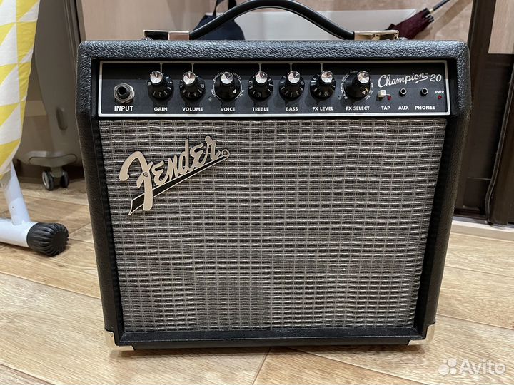 Комбоусилитель Fender champion 20