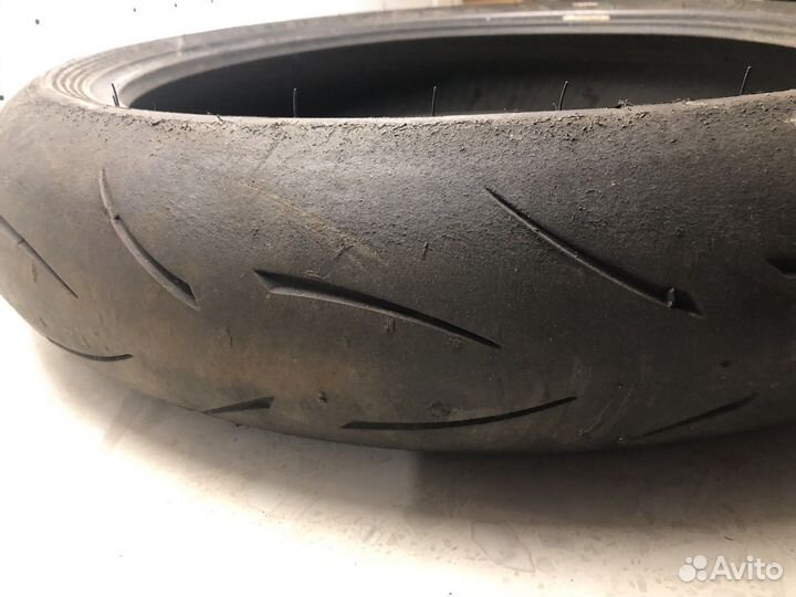 Резина шина 120-70-17 metzeler