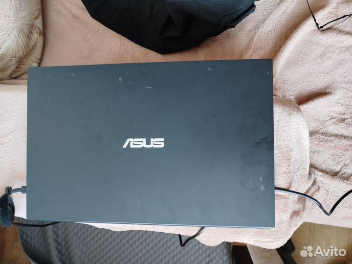 Ноутбук asus