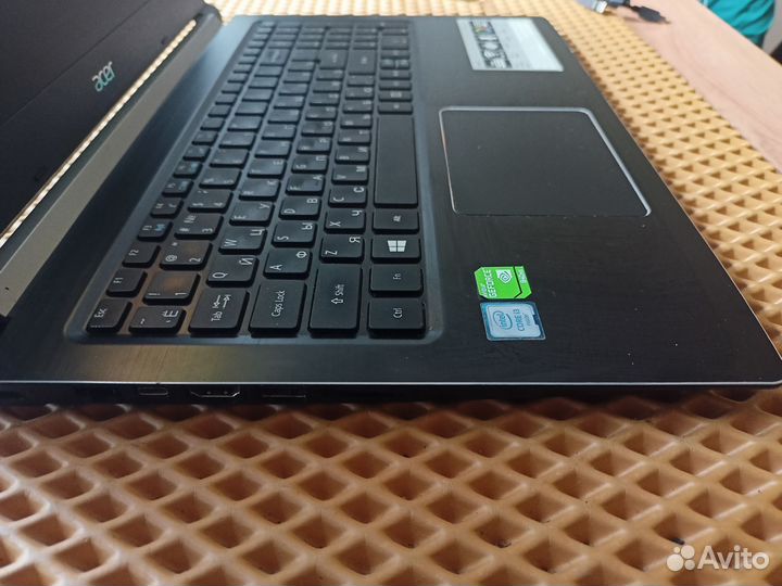 Игровой Acer i3 6006u/8gb ddr4/gt 940mx 2gb