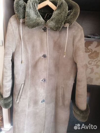 Продам женские вещи