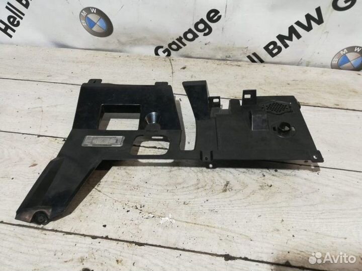 Пластик в ноги водителя Bmw X5 E53
