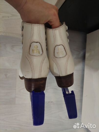 Фигурные коньки wifa