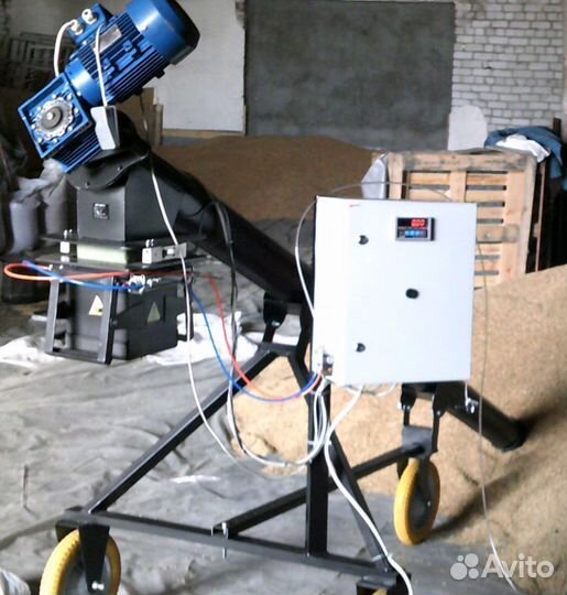 Весовой дозатор для пеллет, щепы, зерна, угля