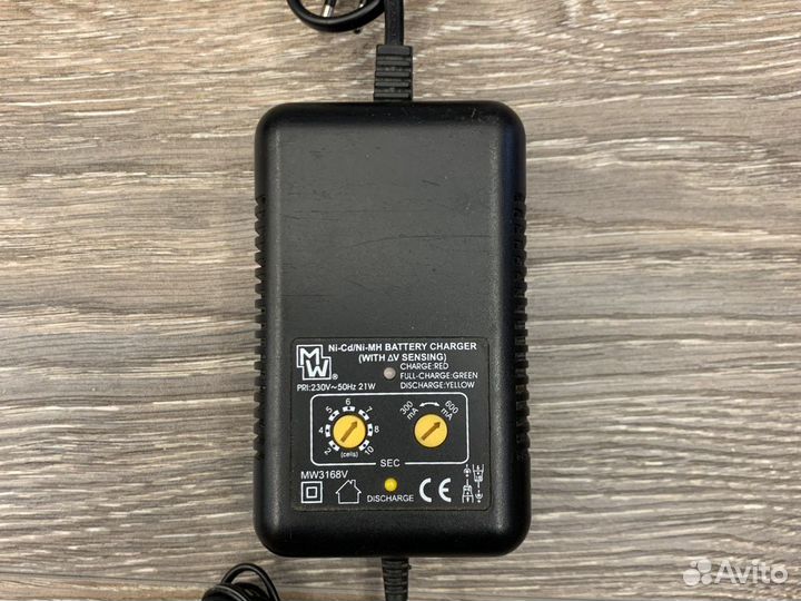 Зарядное устройство MW omni 3168V