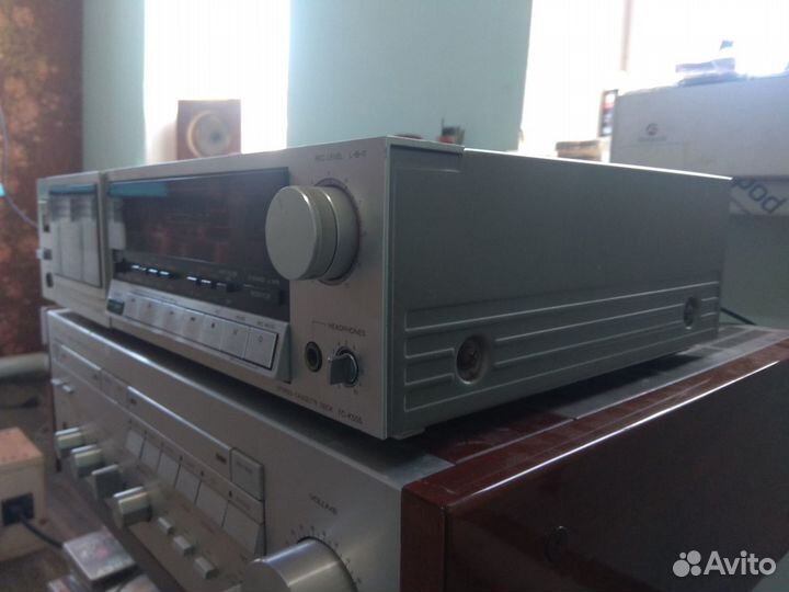 Продам кассетную деку sony TC-K555