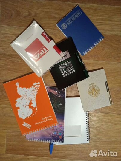 Блокноты ежедневниеи