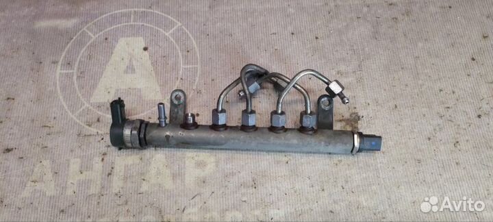 Топливная рейка Peugeot 4007 EP 4HN 2007