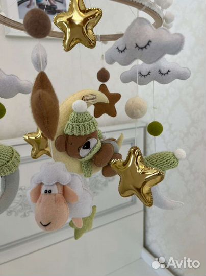 Мобиль в кроватку музыкальный колыбельная