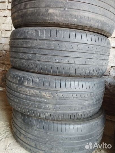 Yokohama BluEarth-A 225/55 R17