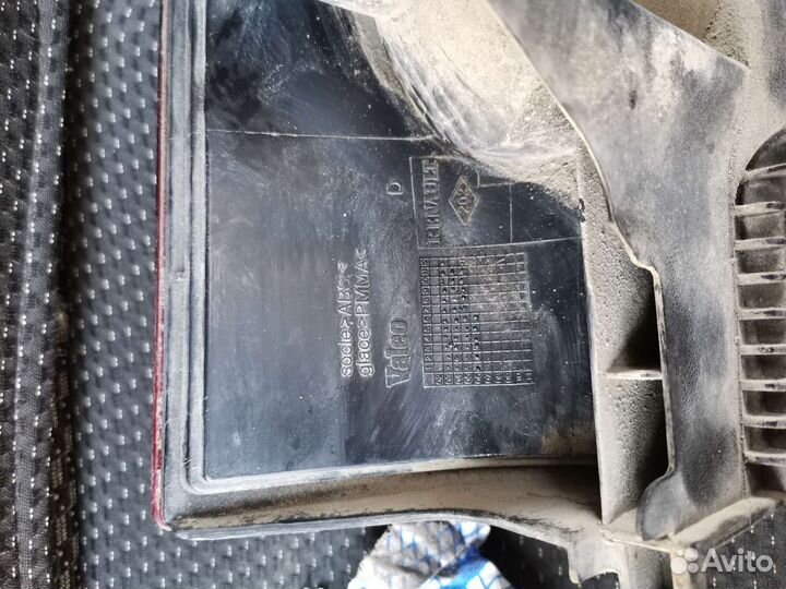 Фонарь задний правый рено конго