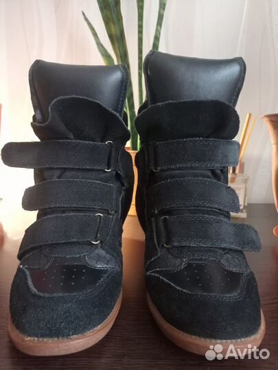 Кроссовки сникерсы 38 р-р
