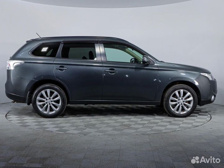 Mitsubishi Outlander 2.4 CVT, 2014, 123 000 км