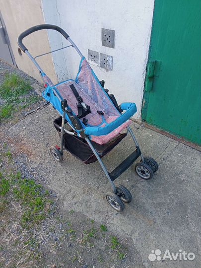 Прогулочная коляска