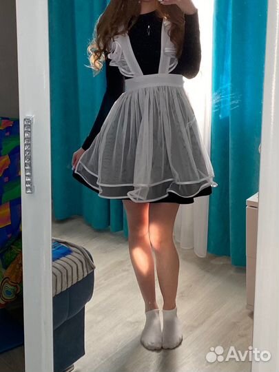 Белый школьный фартук