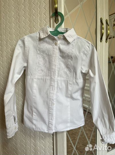 Блузки школьные 122-128р-р