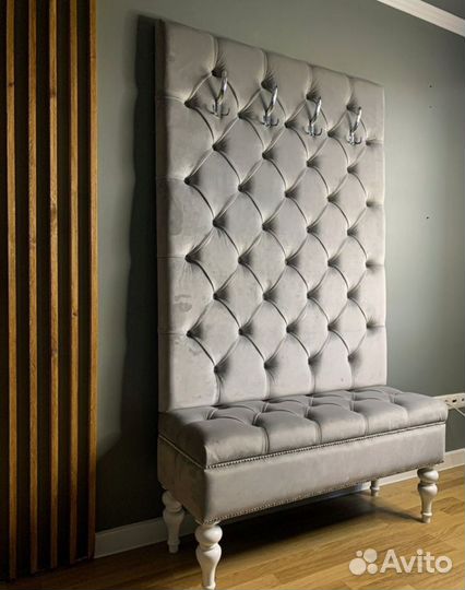 Банкетка с вешалкой