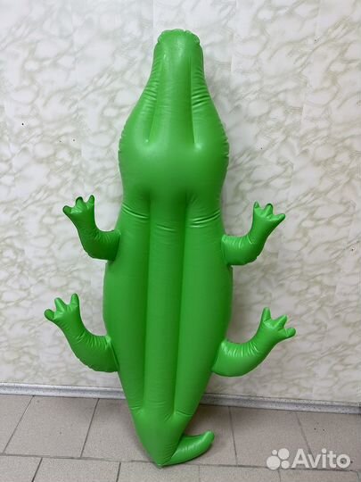 Надувной крокодил