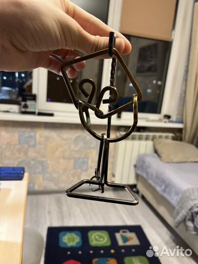 Металлическая головоломка