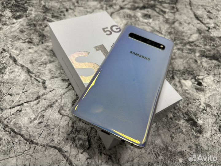 Samsung Galaxy S10 5G Single sim, 8/512 ГБ