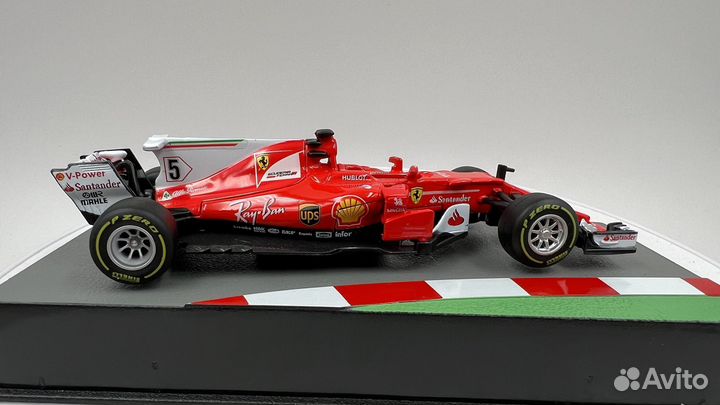 Sebastian Vettel #5 Ferrari SF70H - 2017