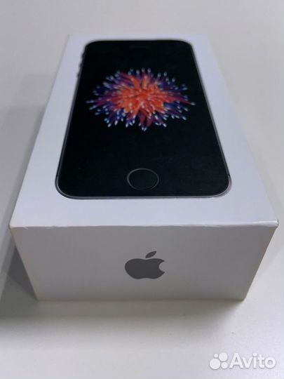 Коробка от iPhone se
