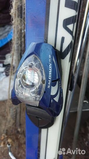 Горные лыжи и ботинки