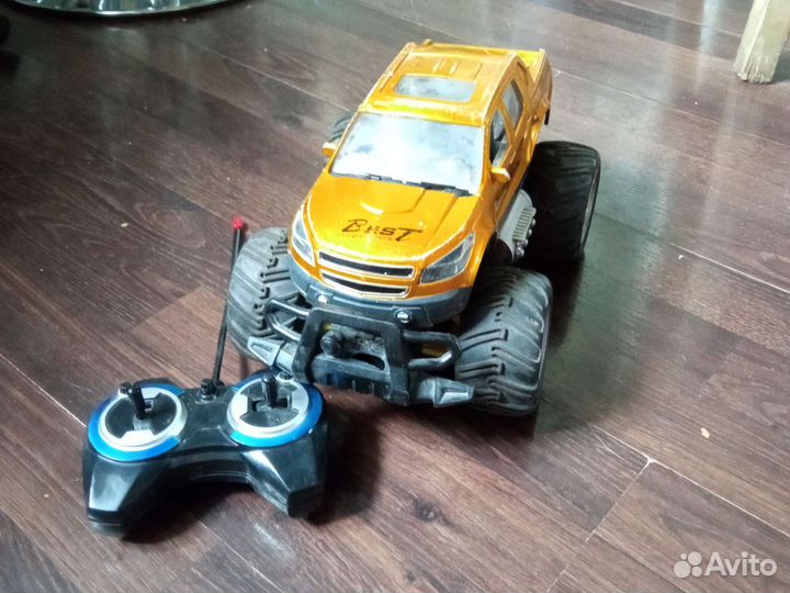 Радиоуправляемая машина