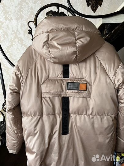 Пуховик размер 46-48
