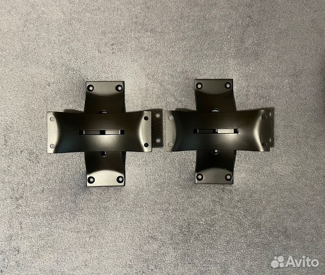 Крепёж Dynaudio для полочной акустики