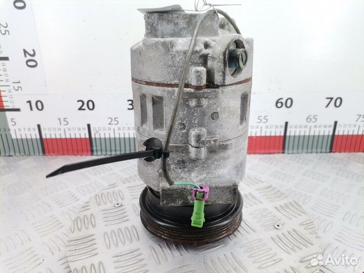 Компрессор кондиционера для Volkswagen Passat 5