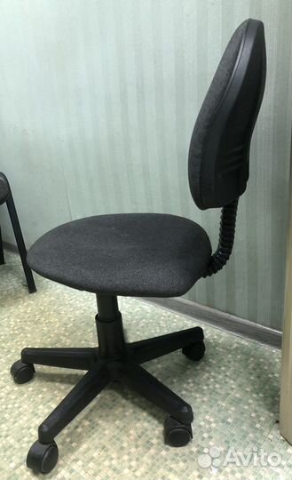 Продам кресло офисное б/у состояние отличное