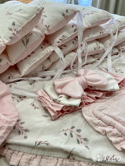 Бортики в десткую кроватку