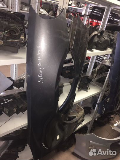 Крыло левое и правое Chrysler Sebring Coupe 2004