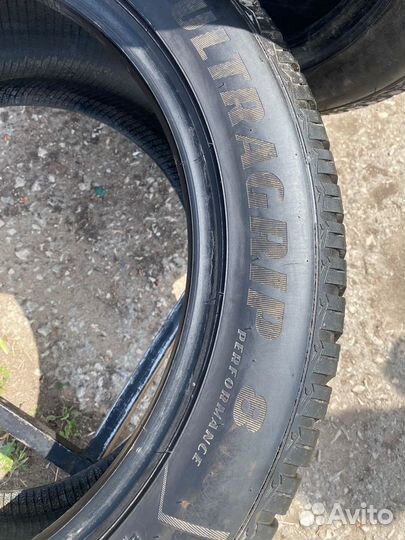 Goodyear UltraGrip 8 Performance 285/45 R20