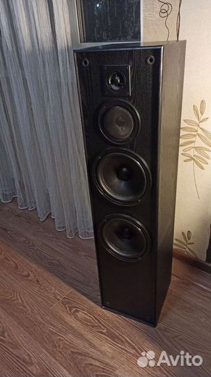 Акустические колонки напольные KLH