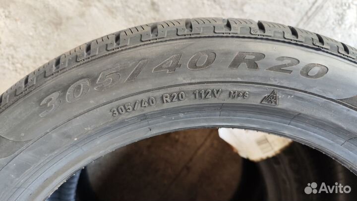 Pirelli Scorpion Winter 305/40 R20