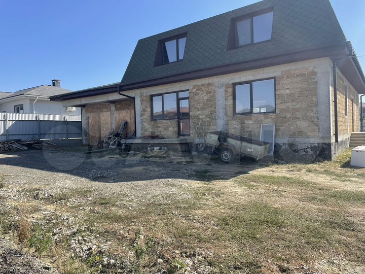 Дом 271,2 м² на участке 10 сот.