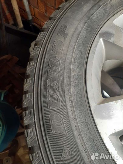 Dunlop SP Winter Ice 01 265/65 R18