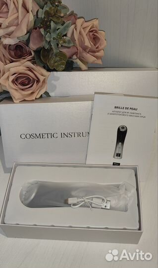 Косметический аппарат для лица новый