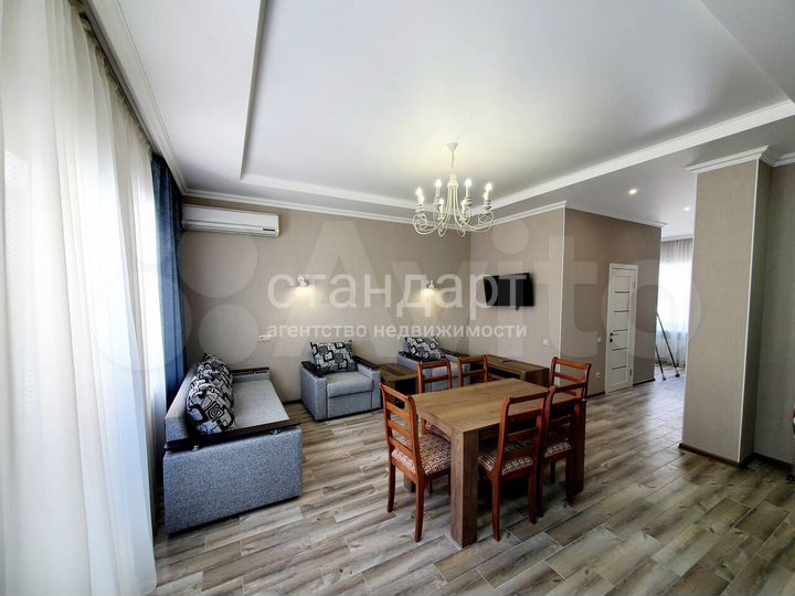 Таунхаус 163,3 м² на участке 1 сот.