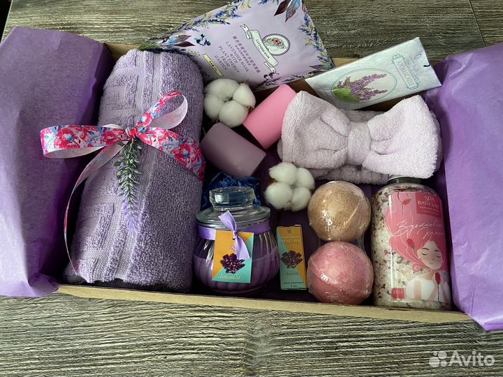 Подарок девушке женщине на день рождения