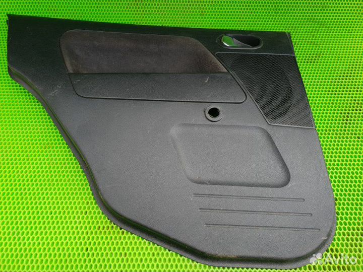 Обшивка карта двери задняя левая Ford Fusion