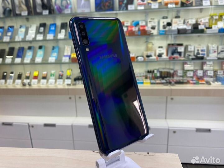 Смартфон Samsung Galaxy A50 4/128Gb