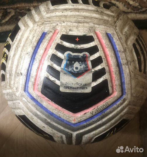 Футбольный мяч профессиональный nike flight