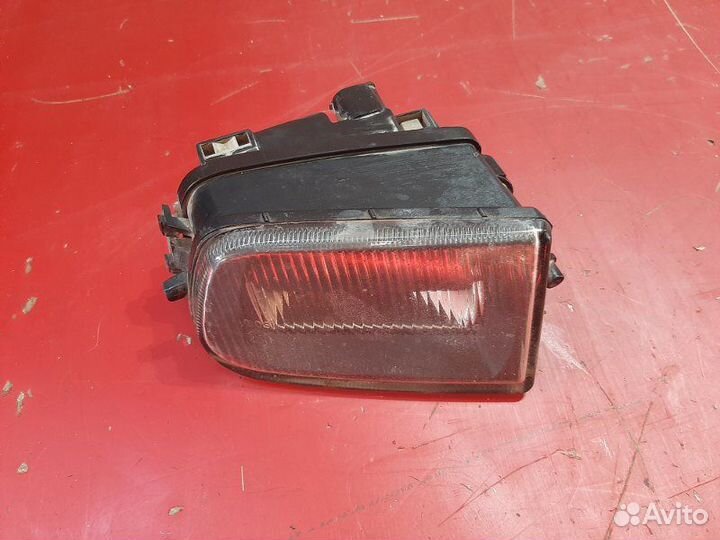 Фара противотуманная левая Bmw 5