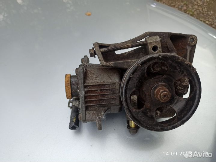 Гур Subaru forester 2001 г